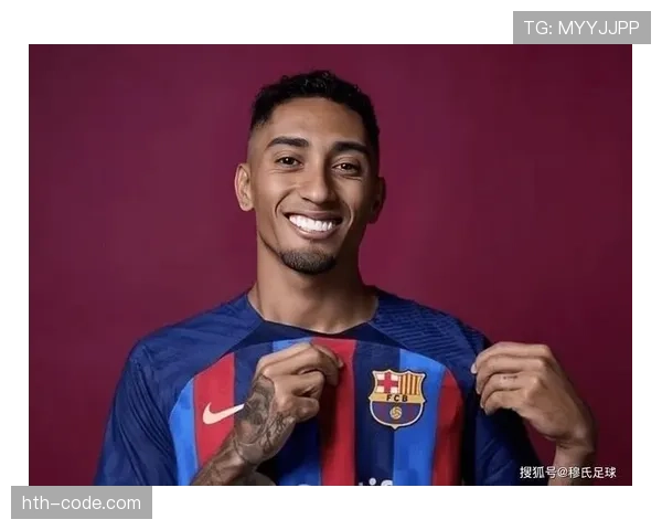 拉菲尼亚家庭生活首度曝光:球场外的温情时刻彰显深厚亲情 拉菲尼亚家庭生活首度曝光:球场外的温情时刻彰显深厚亲情