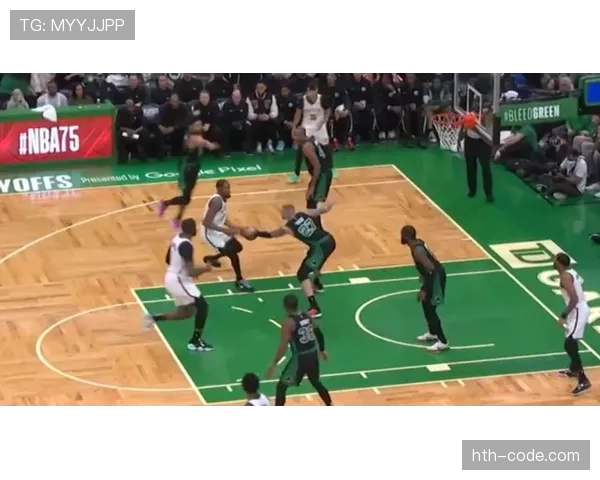 坎特 vs 马克莱莱：防守型后腰的传承