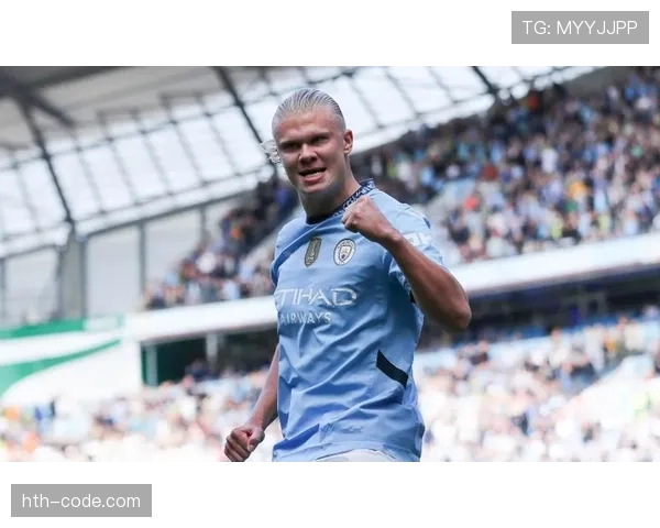 哈兰德数据含金量争议：高效进球背后的战术依赖与比赛影响力