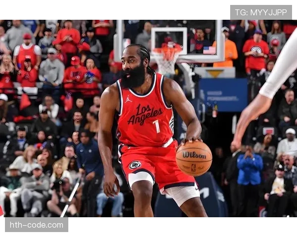 哈登又现奢侈日常,凌晨豪车出没,一杯咖啡都得能让人怀疑工资单! 哈登又现奢侈日常,凌晨豪车出没,一杯咖啡都得能让人怀疑工资单!